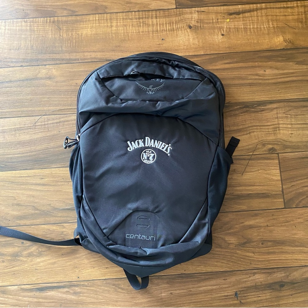 Osprey Centauri Backpack 22L Daypack Aster Jack Daniels 19” x14”
